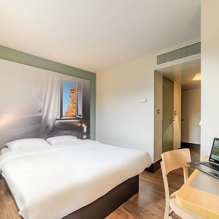 B&B Hotel Белфор Екстериор снимка