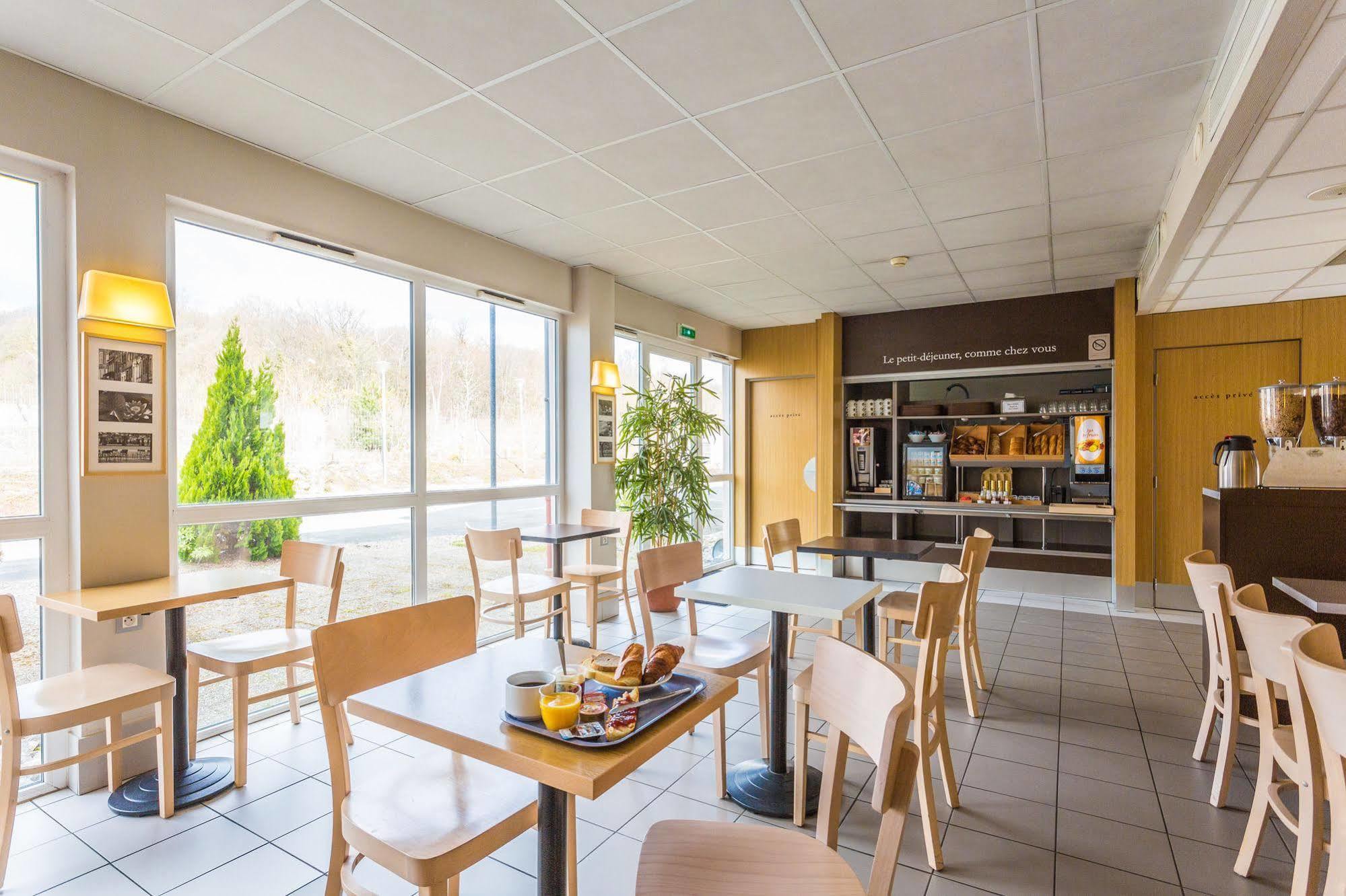 B&B Hotel Белфор Екстериор снимка